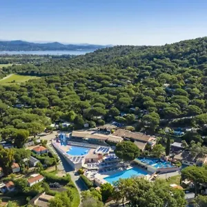 https://mobil-home-proche-st-trop.fr-provencehotel.com